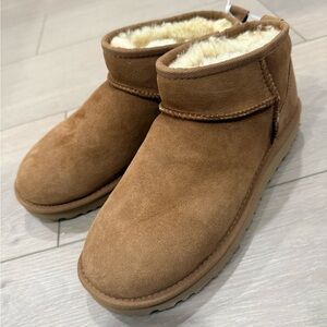 UGG Tan Kids Slippers